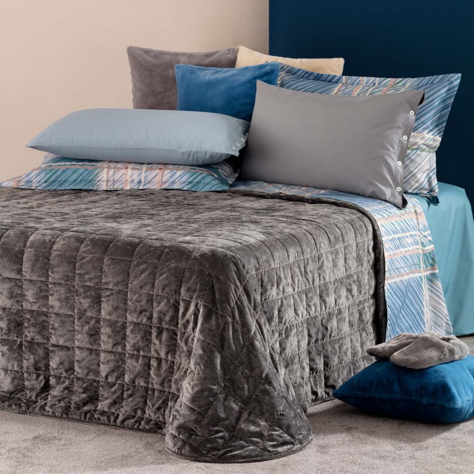 Quilt In Velluto Selina